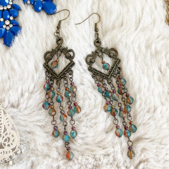 🎈3 for $25🎈5 pcs of Various NEW Jewelry, 3 Necklace and 2 Dangling Earrings - Picture 6 of 7